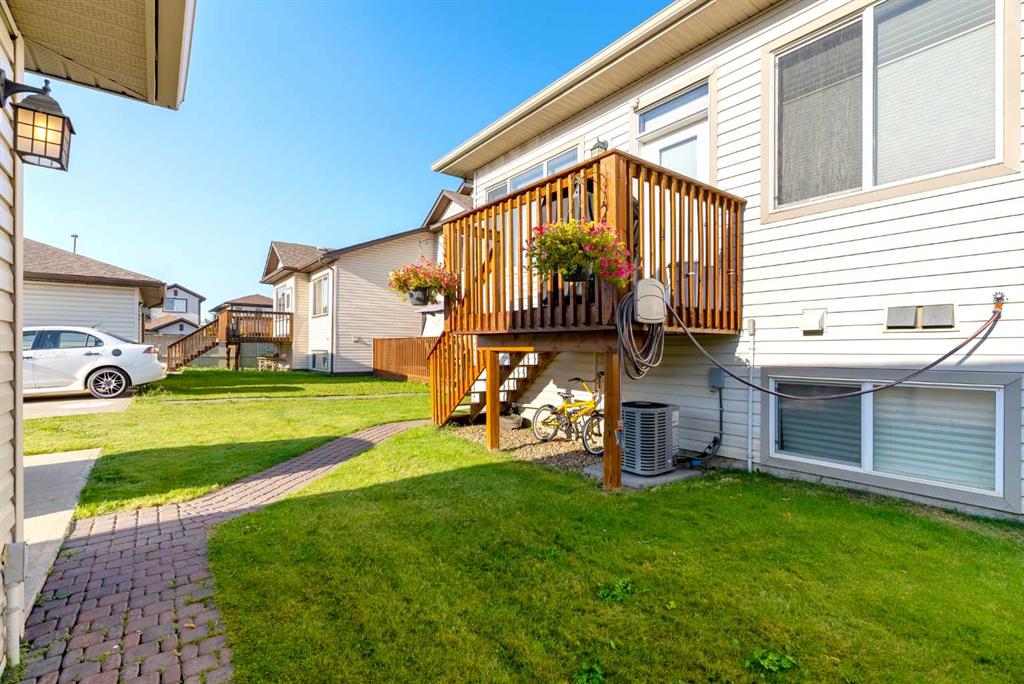 285 Grosbeak Way for sale in Fort McMurray The ATeam